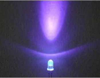 100 3MM Lila / UV LED-szuper fényes F3 LED Diódák
